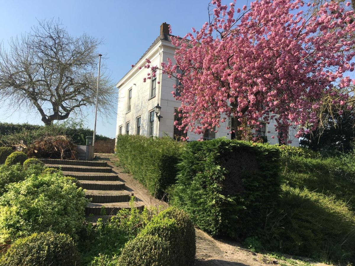 Kasteel Landgoed Crayenstein B&B Tricht Екстериор снимка